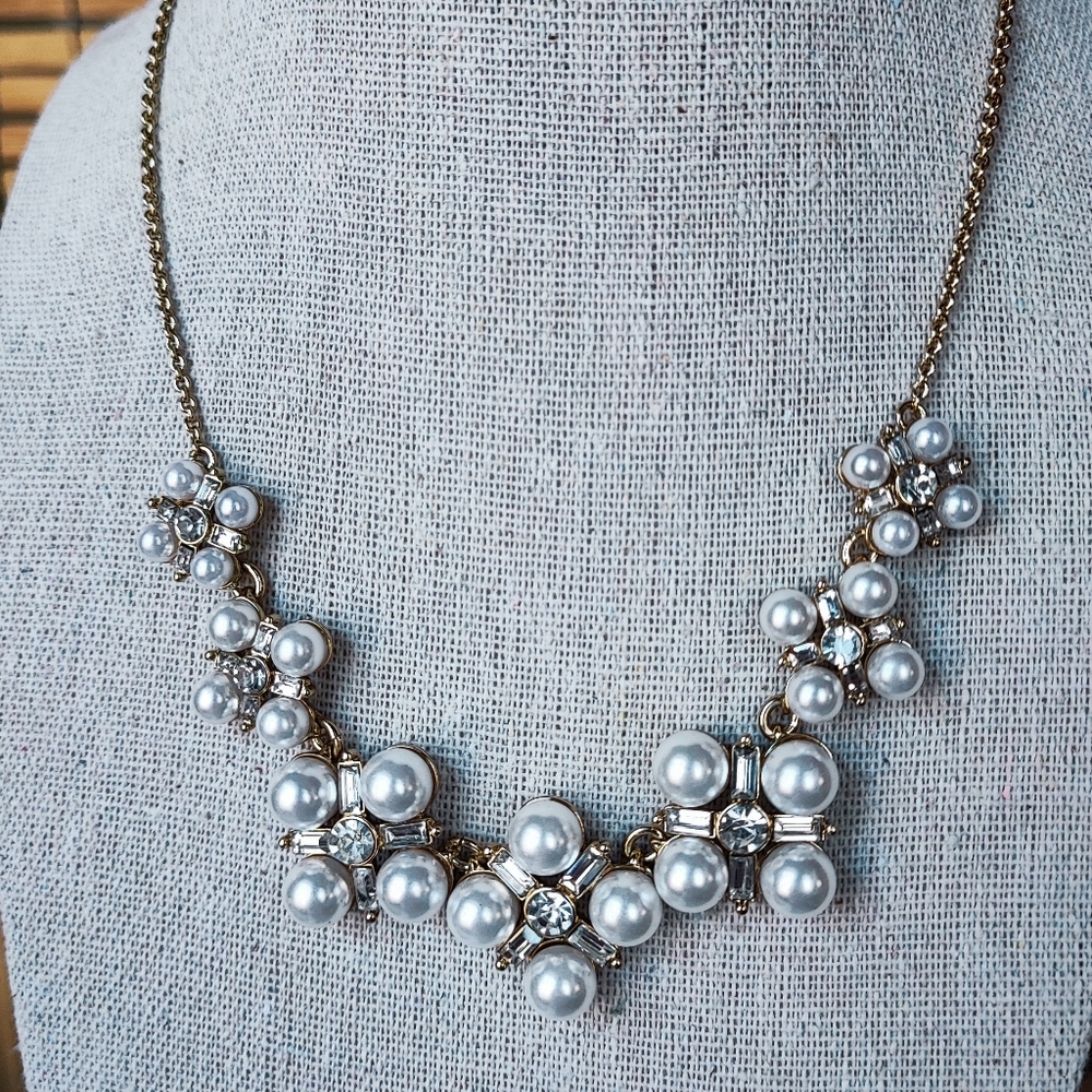 Anne Klein Faux White Pearls Gold Tone Necklace Crystal Clear Rhinestones Bridal